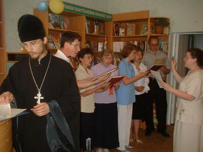 09:31 Вечер богослужебного пения прошел в шумерлинской модельной библиотеке семейного чтения